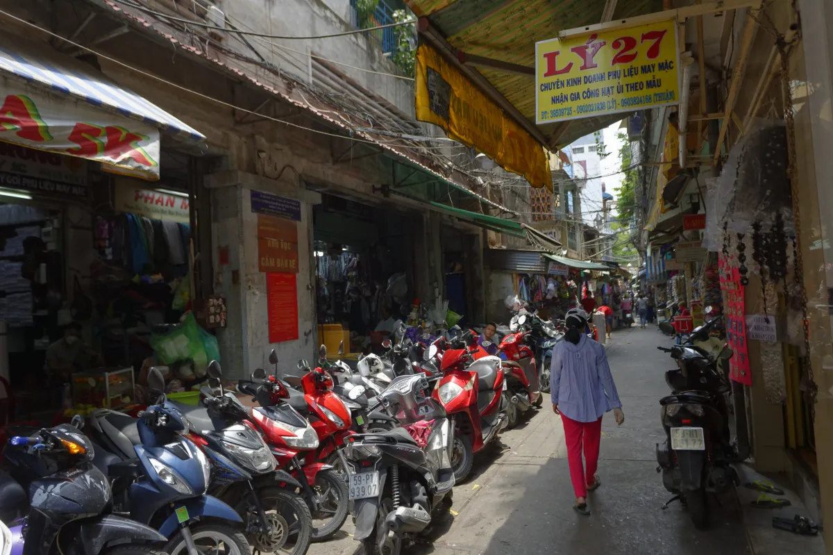 Paysage, scène de vie ou rencontre photographiée au Vietnam — photographie d’Yvon JACQUES