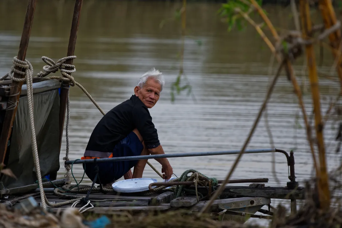 Portrait réalisé au fil des voyages et des rencontres — photographie d’Yvon JACQUES