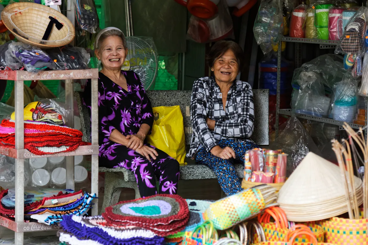 Paysage, scène de vie ou rencontre photographiée au Vietnam — photographie d’Yvon JACQUES