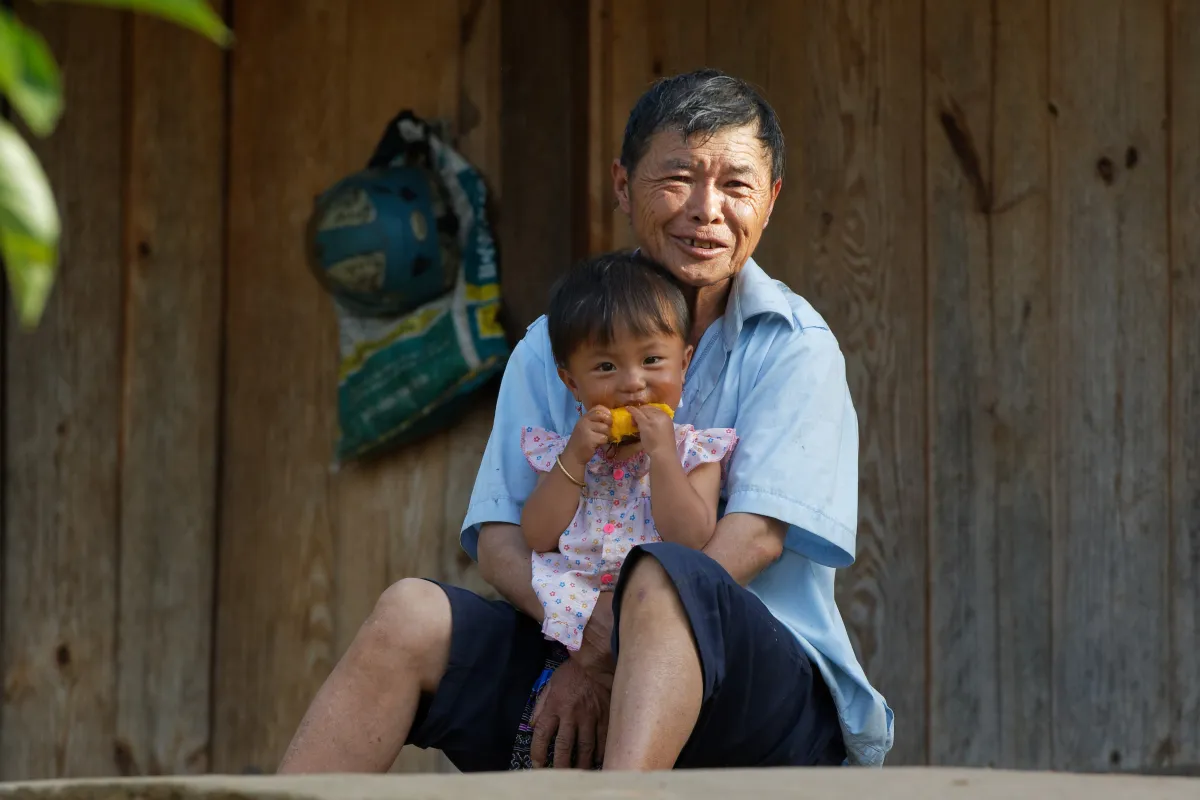 Paysage, scène de vie ou rencontre photographiée au Vietnam — photographie d’Yvon JACQUES